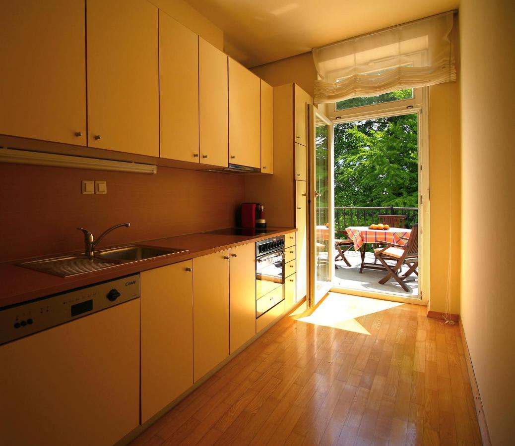 Apartments Villa Boltez Kranj Eksteriør bilde