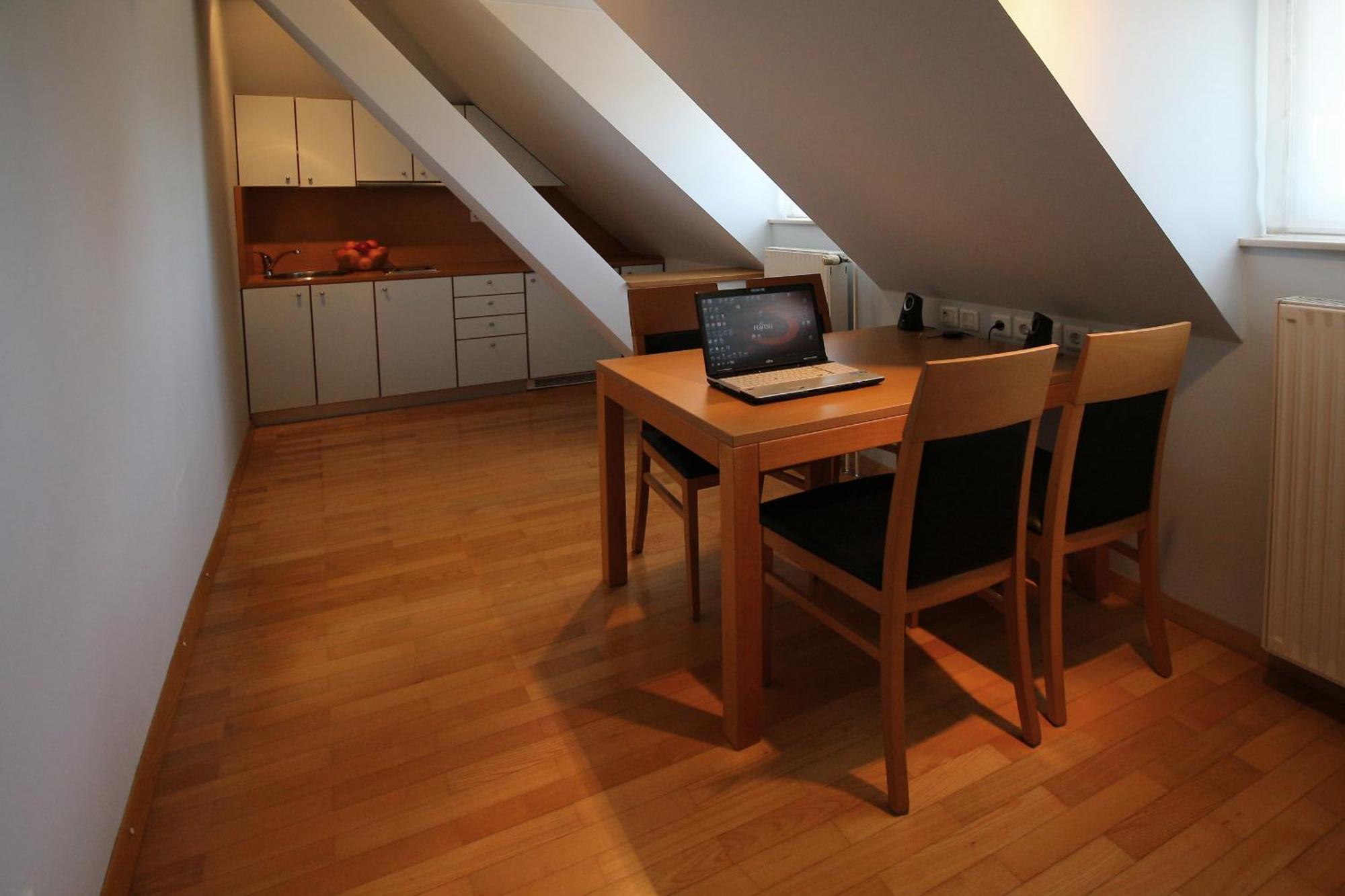 Apartments Villa Boltez Kranj Rom bilde